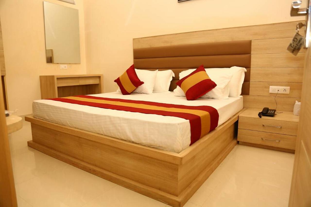Hotel Temple Inn Αμριτσάρ Εξωτερικό φωτογραφία